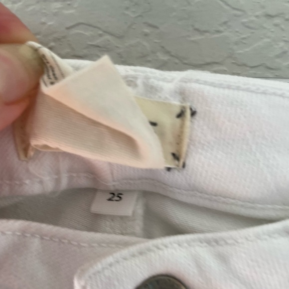 L’Agence Chantal Slim White Distressed Jeans Size 25 - Picture 8 of 11
